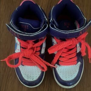 Nike Kids High-Top Sneakers in Purple, White & Pink